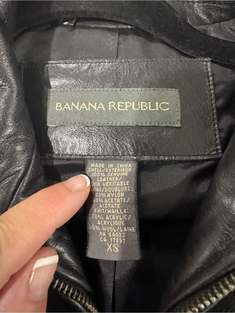 Banana Republic Black Leather Bomber Jacket XS excellent condition!! - Picture 5 of 8